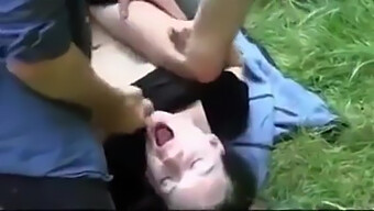 Public Polish Girl Enjoys Outdoor Sex In Park