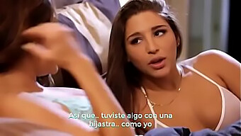 Abella Danger Và Mẹ Kế Của Cô Trở Nên Thân Mật Trong Video Có Phụ Đề Tiếng Tây Ban Nha