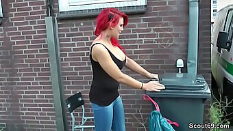 Lexy, Ein Deutsches Teen Mit Roten Haaren Macht Outdoorsex Mit Einem Fremden