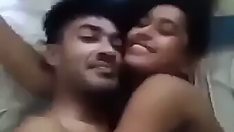 Indian College Student Enjoys Rough Sex With Her Boyfriend