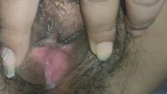 Aunty'S Wet Pussy: Desi Teen Gets Herself Off