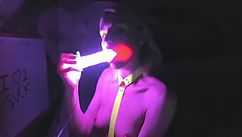 Kelly Copperfield'S Led Dildo Deepthroat Webcam Show